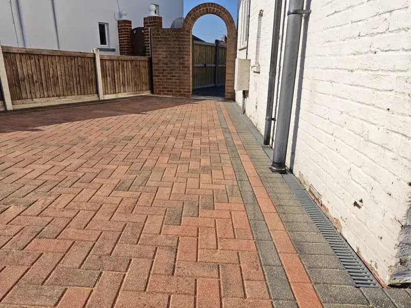 Block paved driveway after cleaning by OOR External